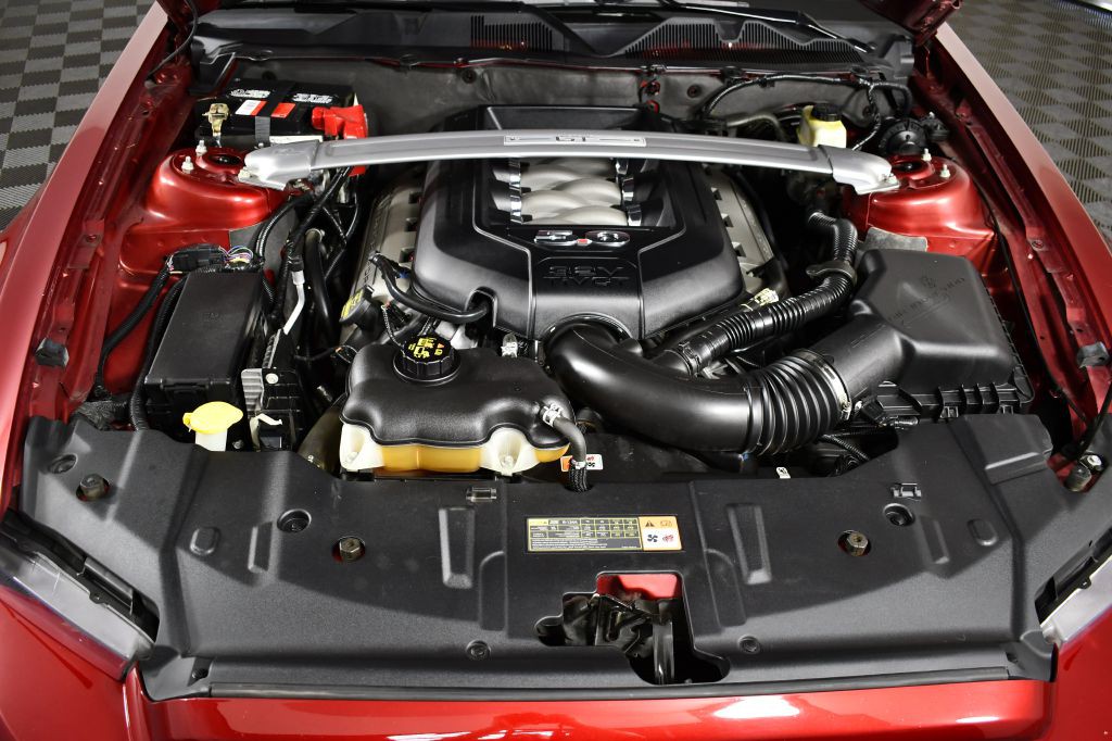 2014 Ford Mustang Image 30