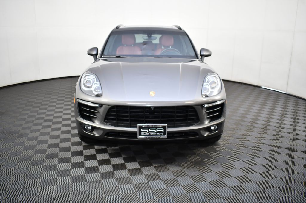 2016 Porsche Macan Image 2