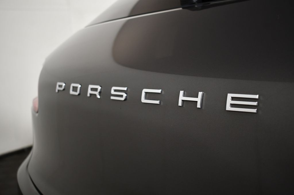 2016 Porsche Macan Image 15