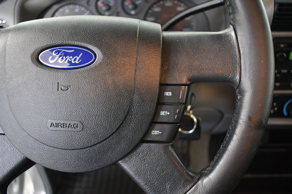 2004 Ford Ranger Image 18