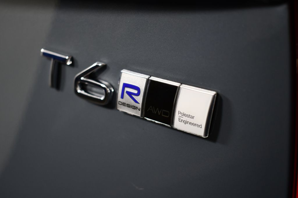 2020 Volvo XC90 Image 13