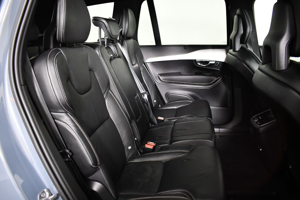 2020 Volvo XC90 Image 22