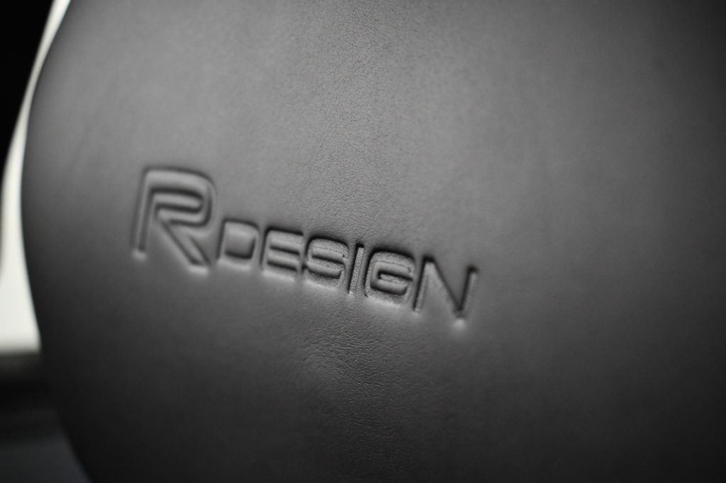 2020 Volvo XC90 Image 36