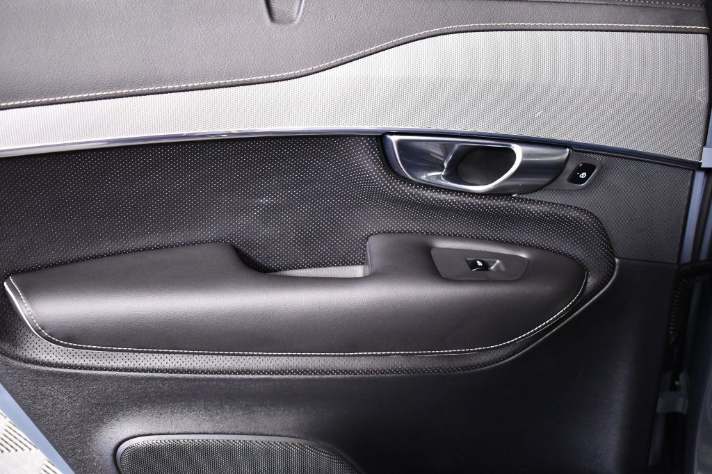 2020 Volvo XC90 Image 37