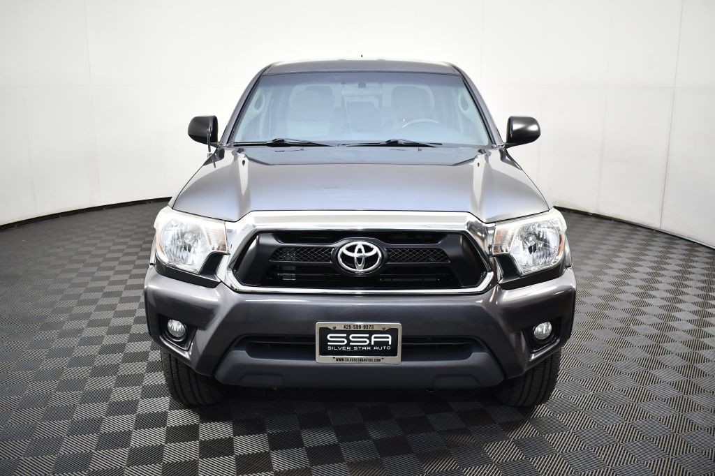 2015 Toyota Tacoma Image 2