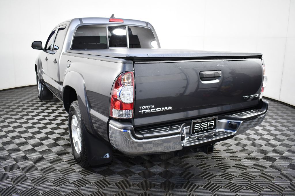2015 Toyota Tacoma Image 8