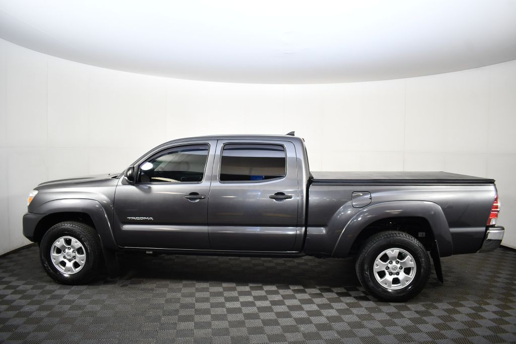 2015 Toyota Tacoma Image 10
