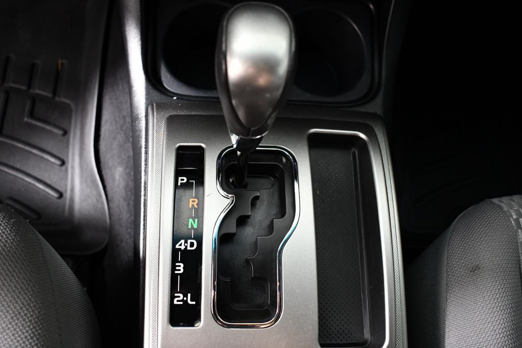 2015 Toyota Tacoma Image 32