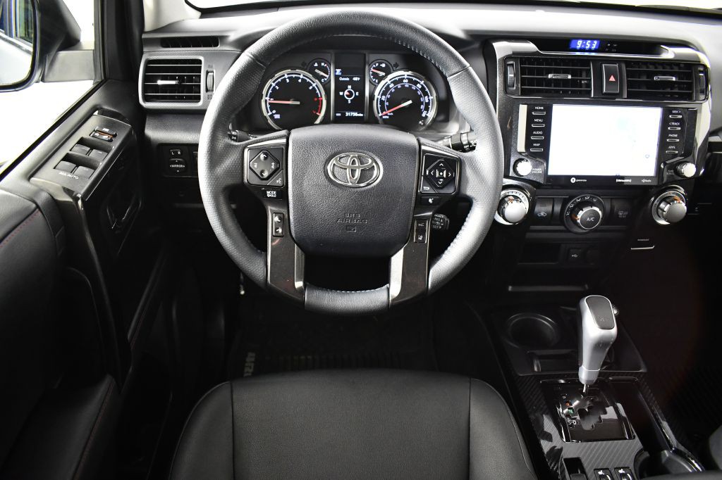 2020 Toyota 4Runner Image 25