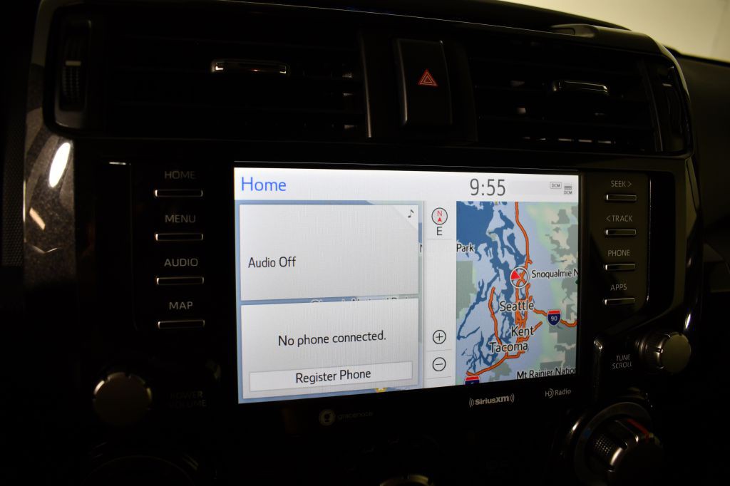 2020 Toyota 4Runner Image 33