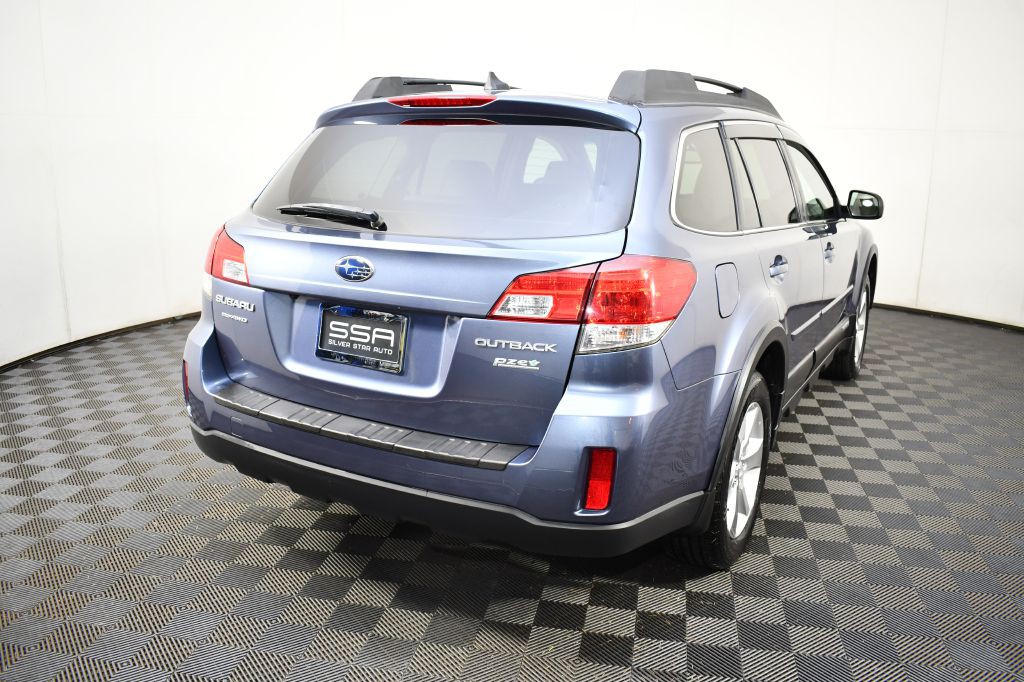 2014 Subaru Outback Image 7