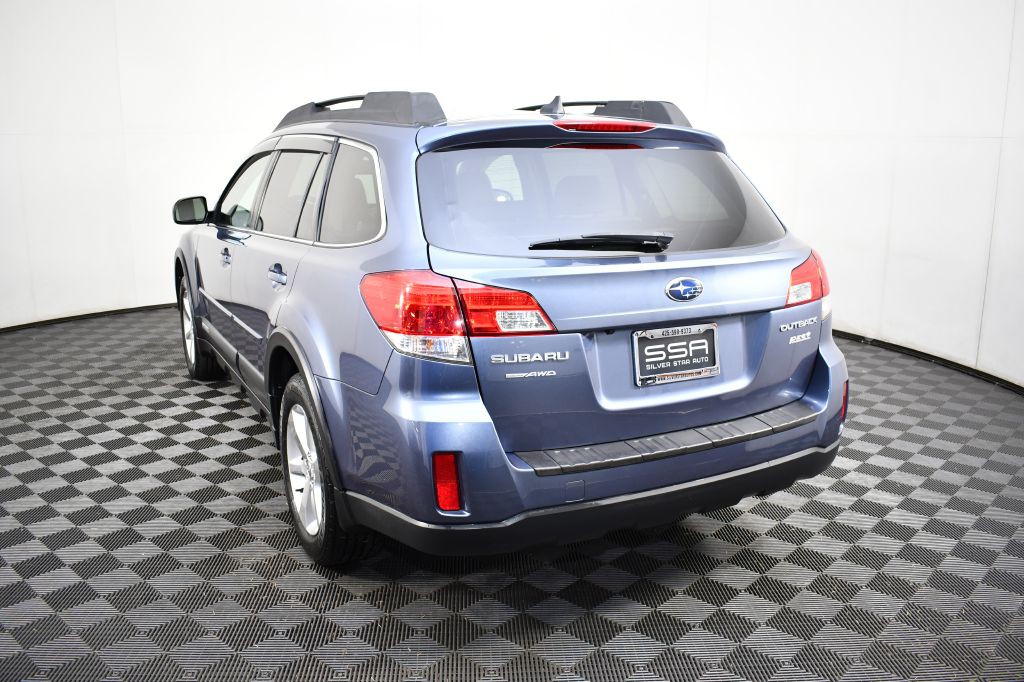 2014 Subaru Outback Image 9