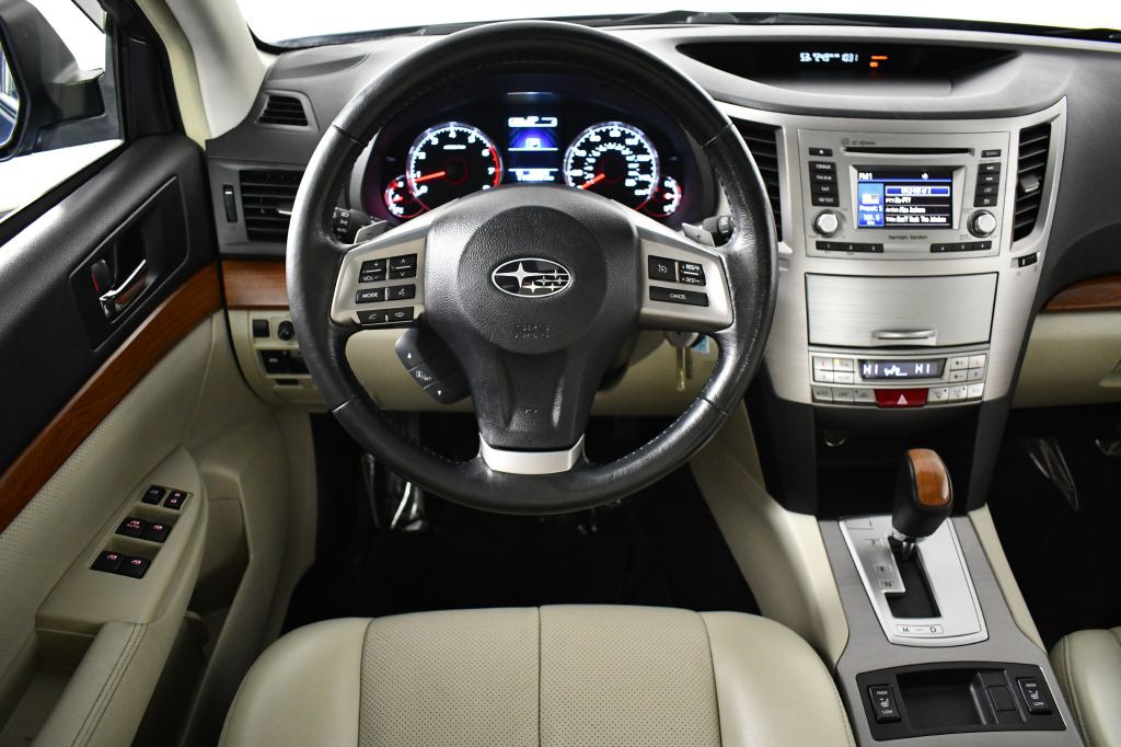 2014 Subaru Outback Image 20
