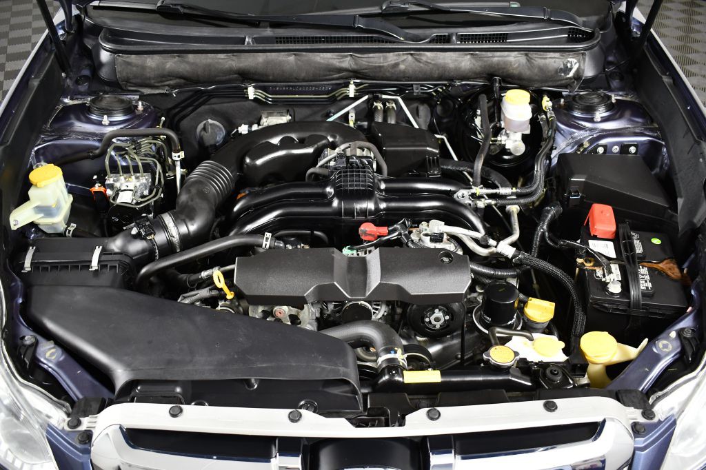 2014 Subaru Outback Image 34