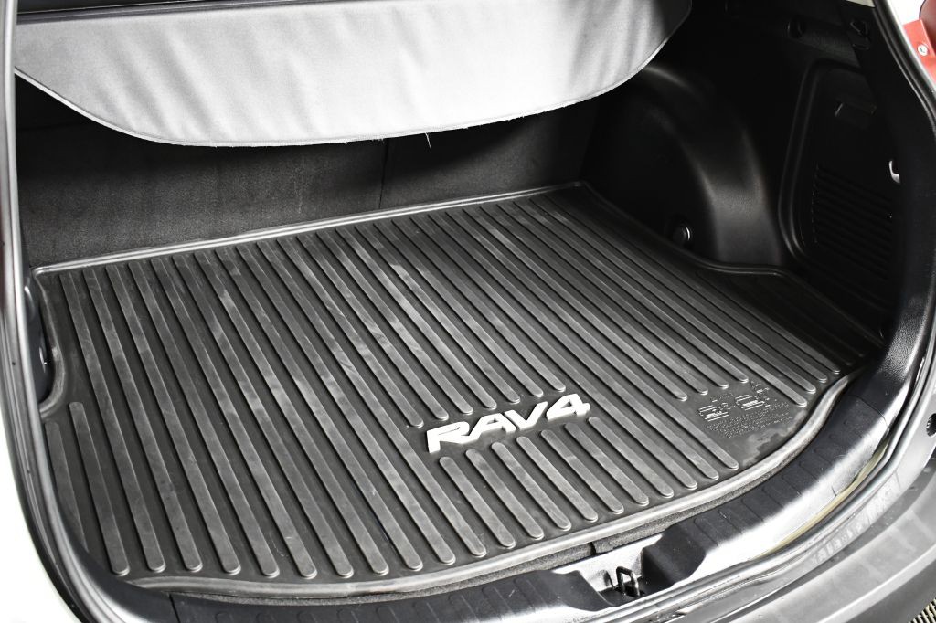 2015 Toyota Rav4 Image 12