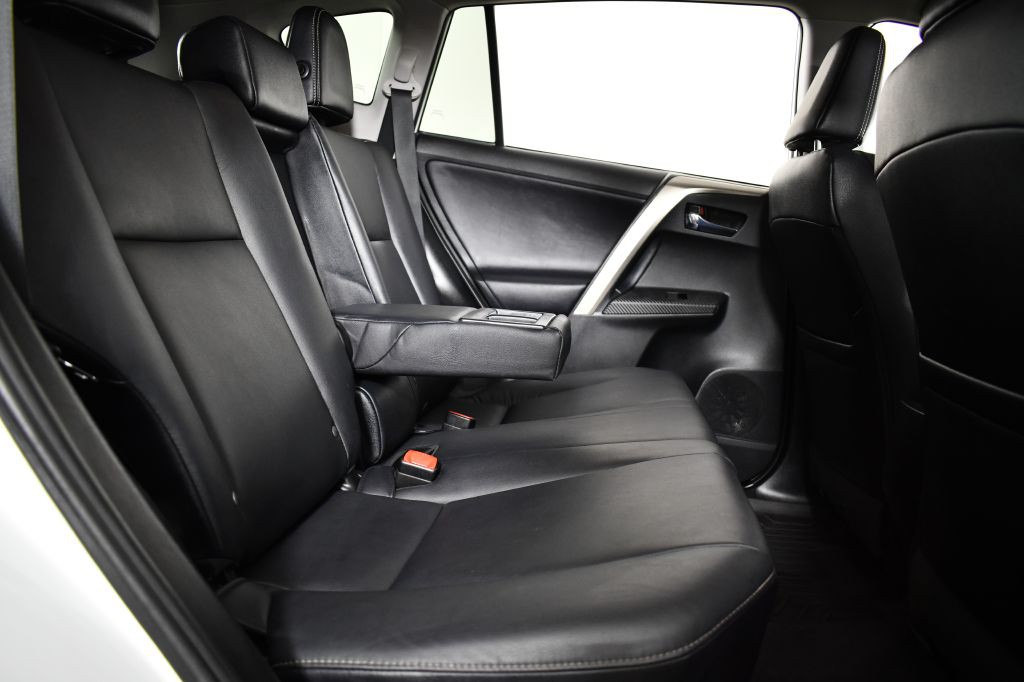 2015 Toyota Rav4 Image 15