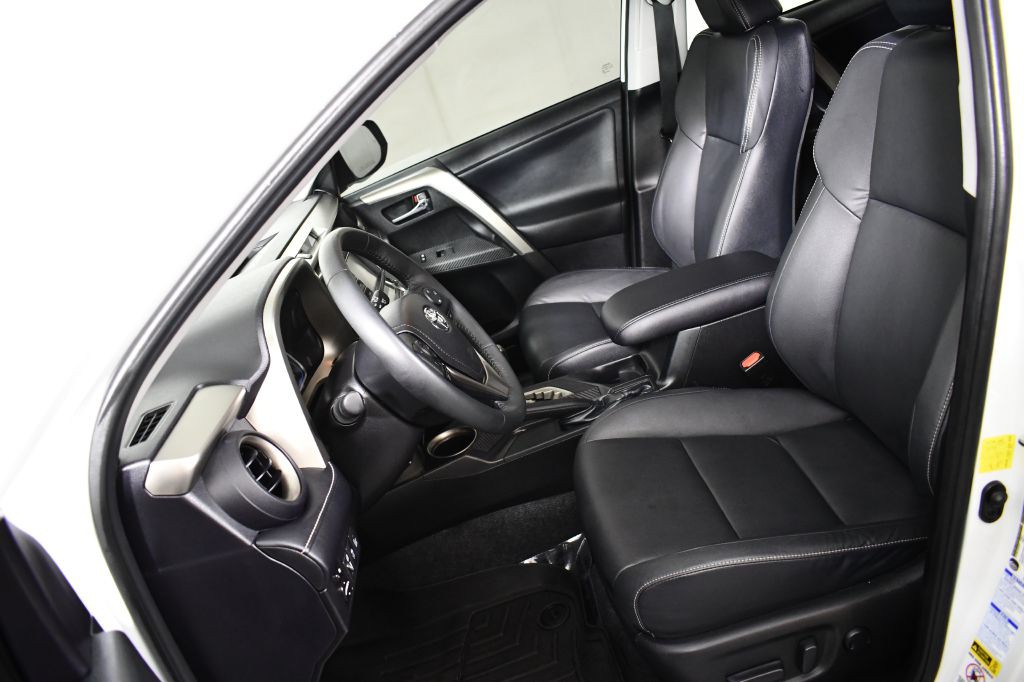 2015 Toyota Rav4 Image 18