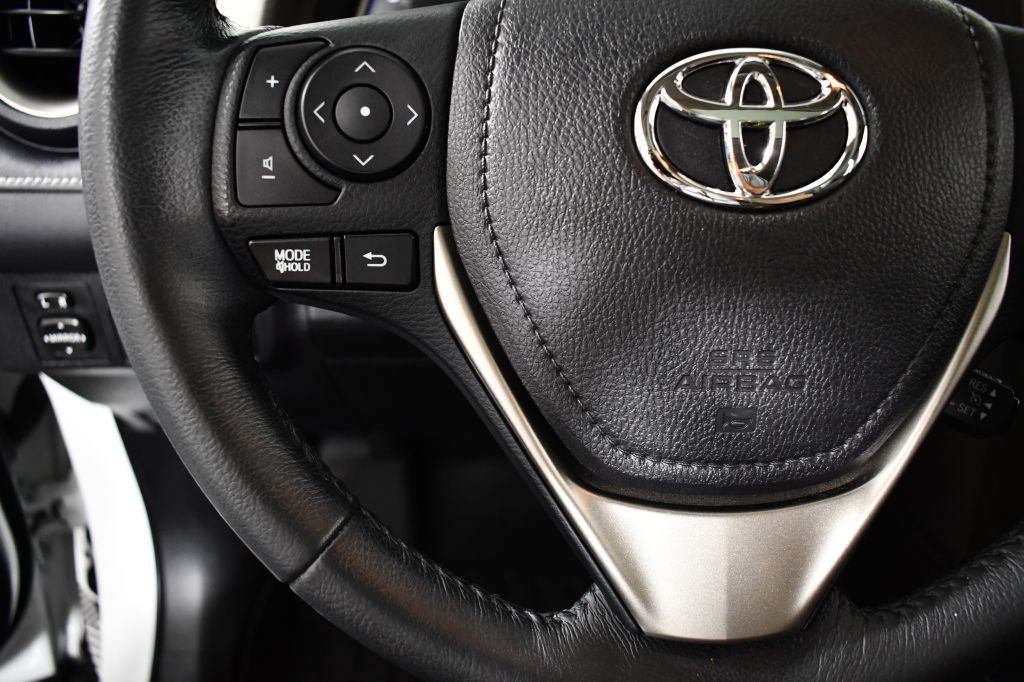 2015 Toyota Rav4 Image 22