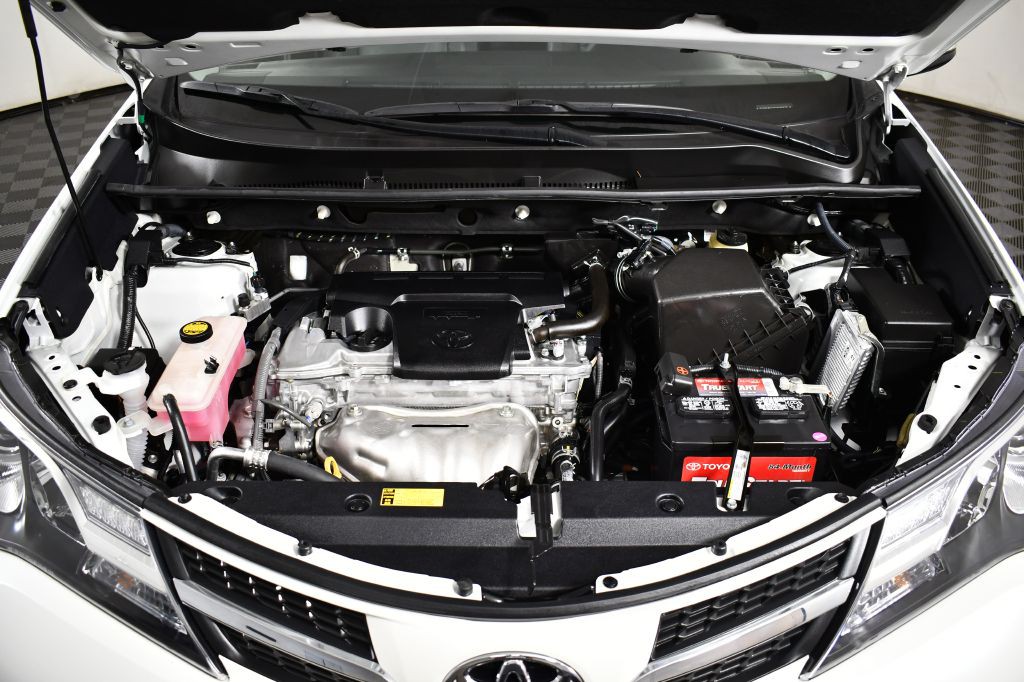 2015 Toyota Rav4 Image 38