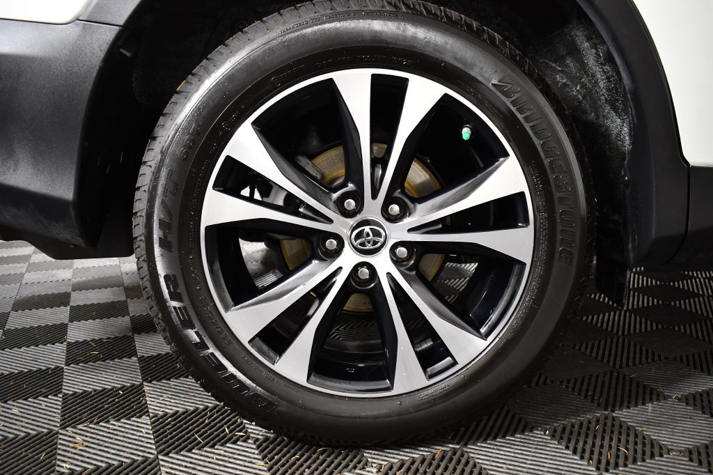 2015 Toyota Rav4 Image 39