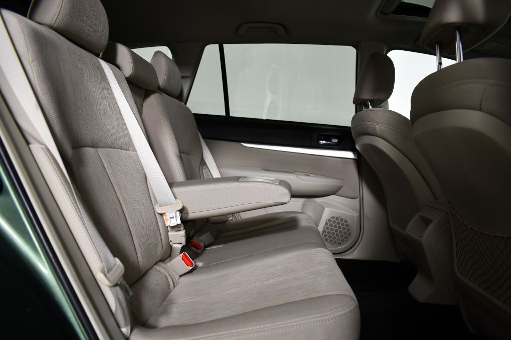 2013 Subaru Outback Image 14