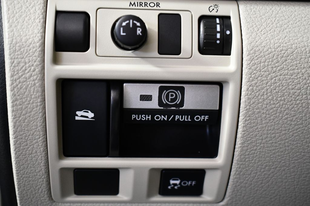 2013 Subaru Outback Image 26