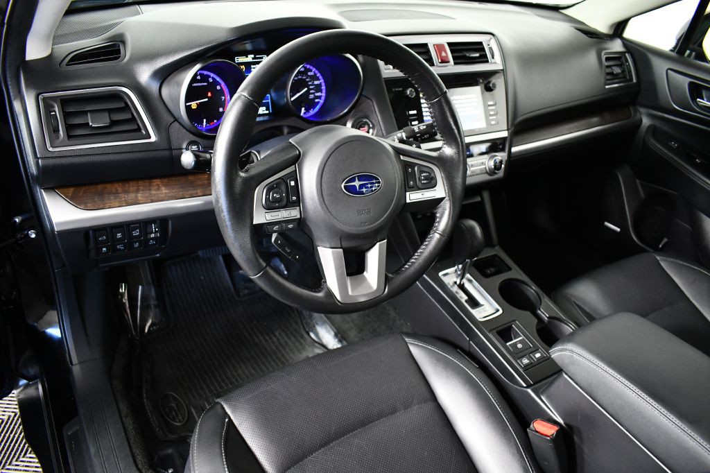 2015 Subaru Outback Image 16