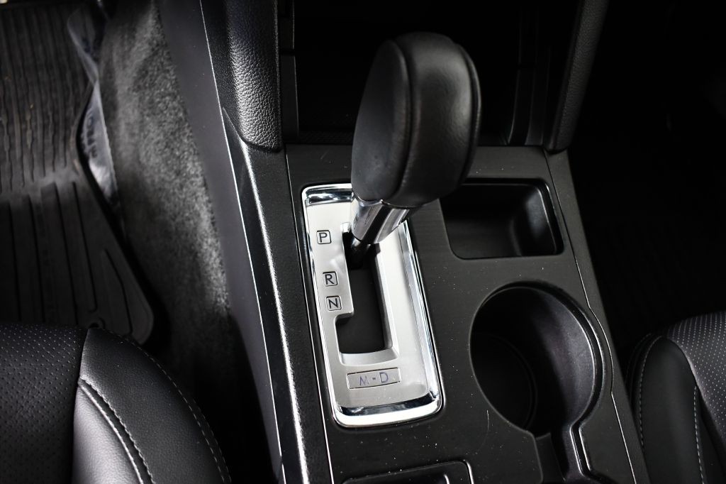 2015 Subaru Outback Image 35