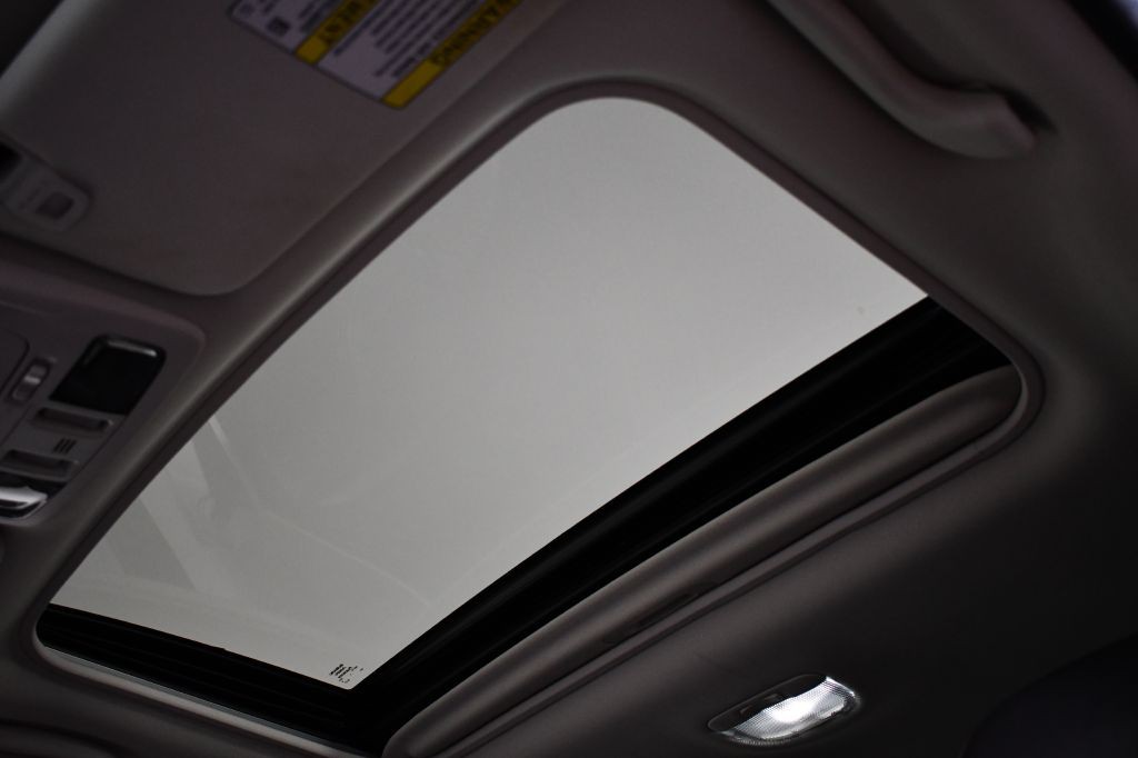 2015 Subaru Outback Image 38