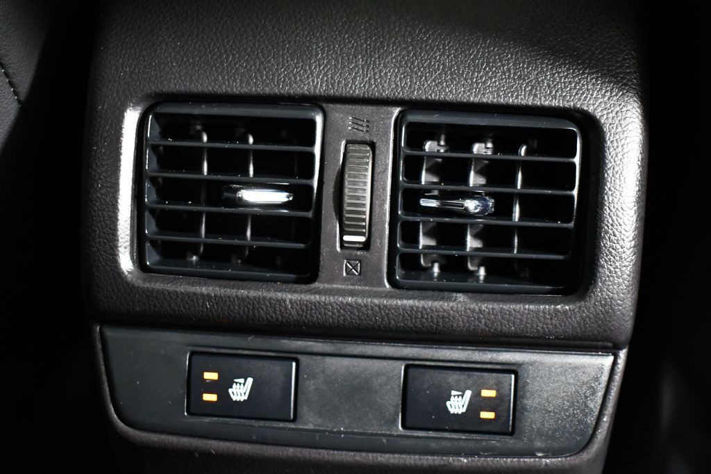 2015 Subaru Outback Image 39