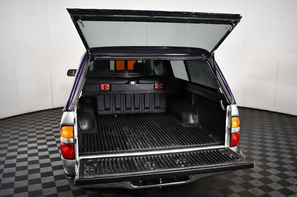 2003 Toyota Tacoma Image 13