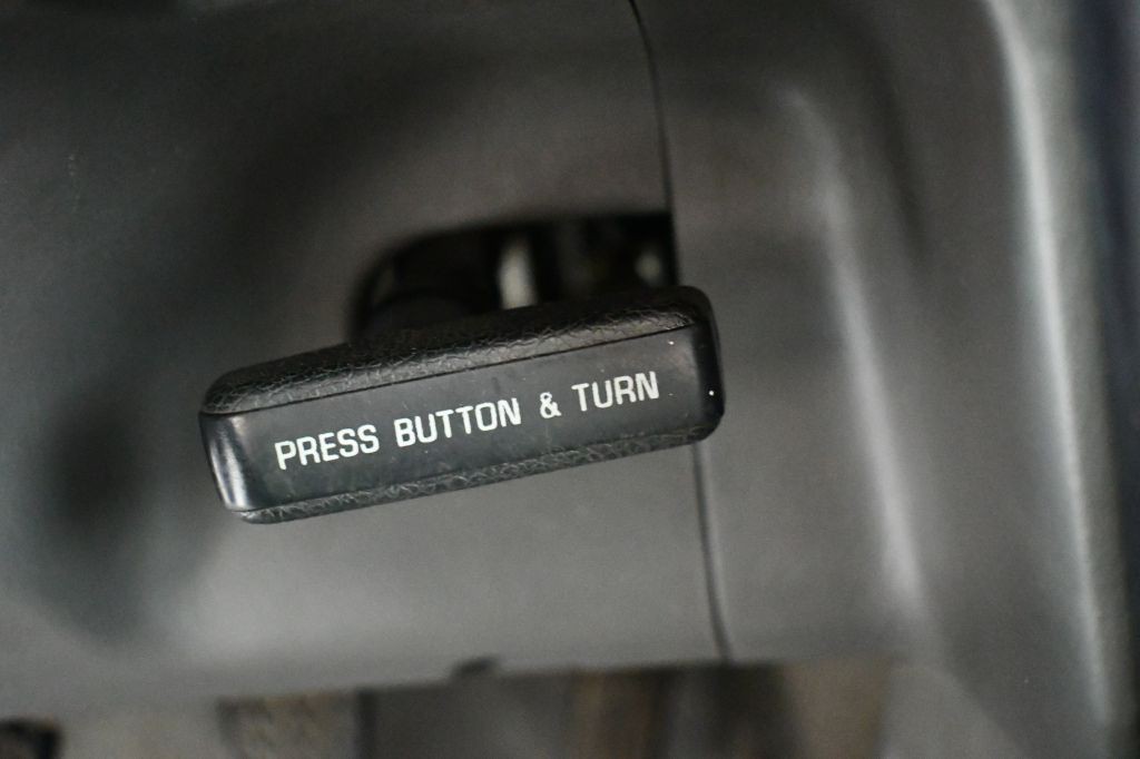 2003 Toyota Tacoma Image 23