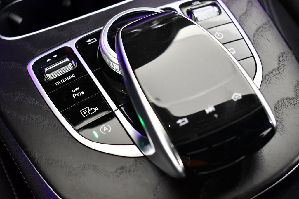 2018 Mercedes-Benz E-Class Image 27