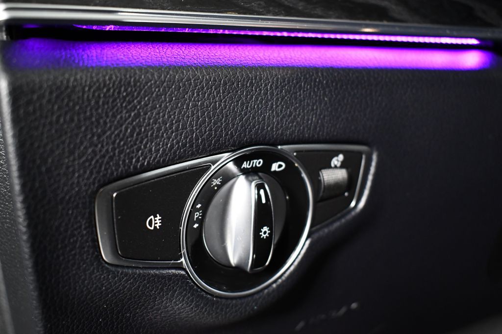 2018 Mercedes-Benz E-Class Image 30