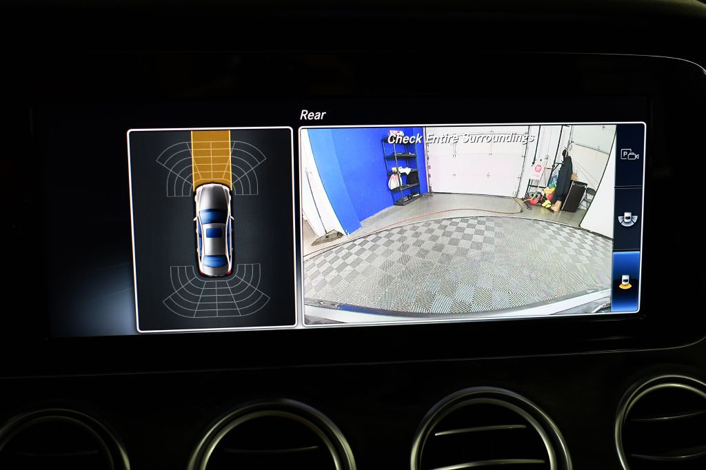 2018 Mercedes-Benz E-Class Image 32