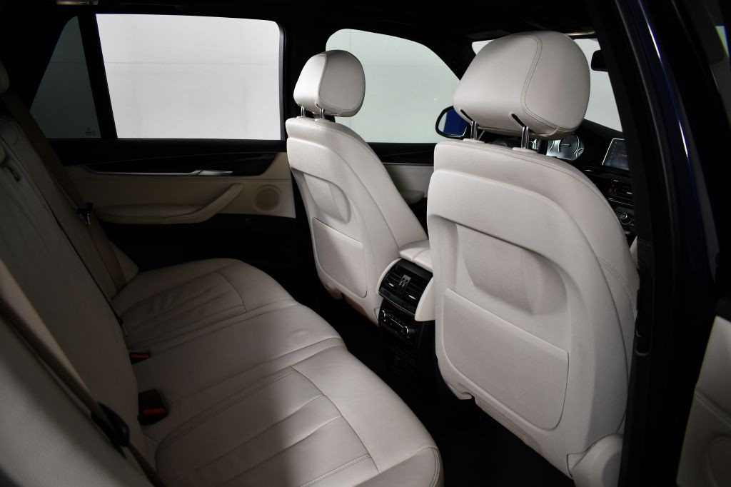 2018 BMW X5 Image 19