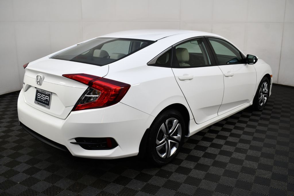 2017 Honda Civic Image 6