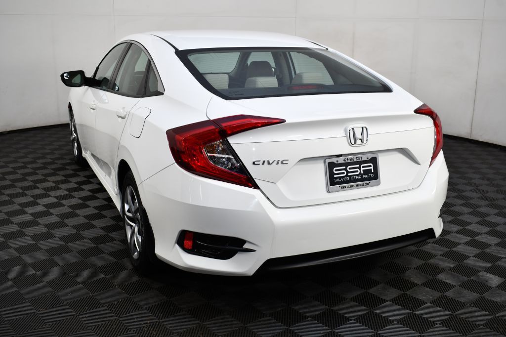 2017 Honda Civic Image 9