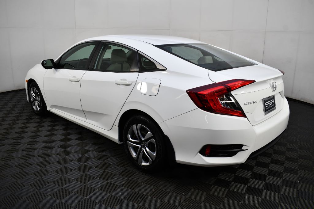 2017 Honda Civic Image 10