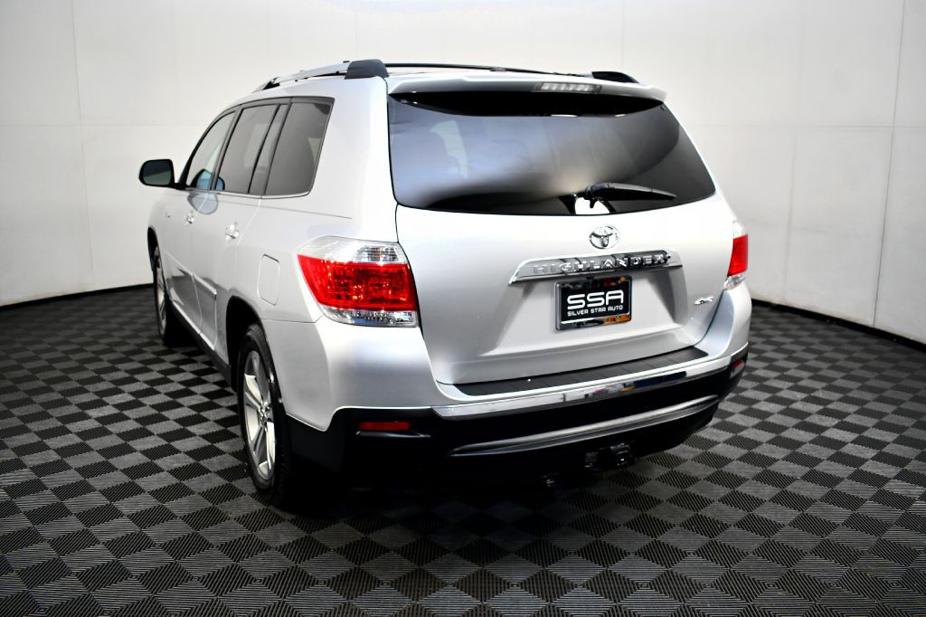 2012 Toyota Highlander Image 8