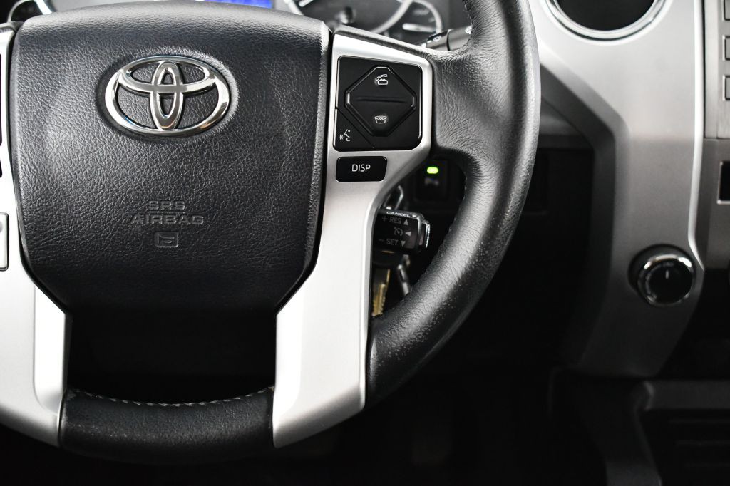 2015 Toyota Tundra Image 20