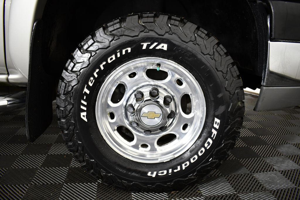 2004 Chevrolet Silverado 1500 Image 27
