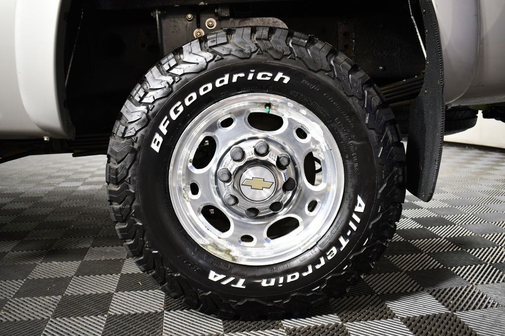 2004 Chevrolet Silverado 1500 Image 29