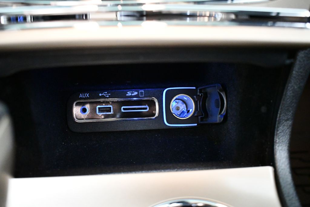 2016 Jeep Grand Cherokee Image 28