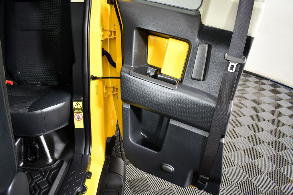 2007 Toyota FJ Cruiser Image 15