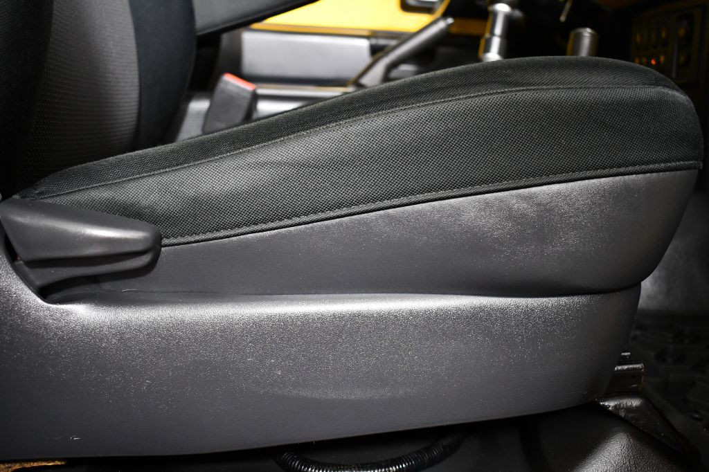 2007 Toyota FJ Cruiser Image 25