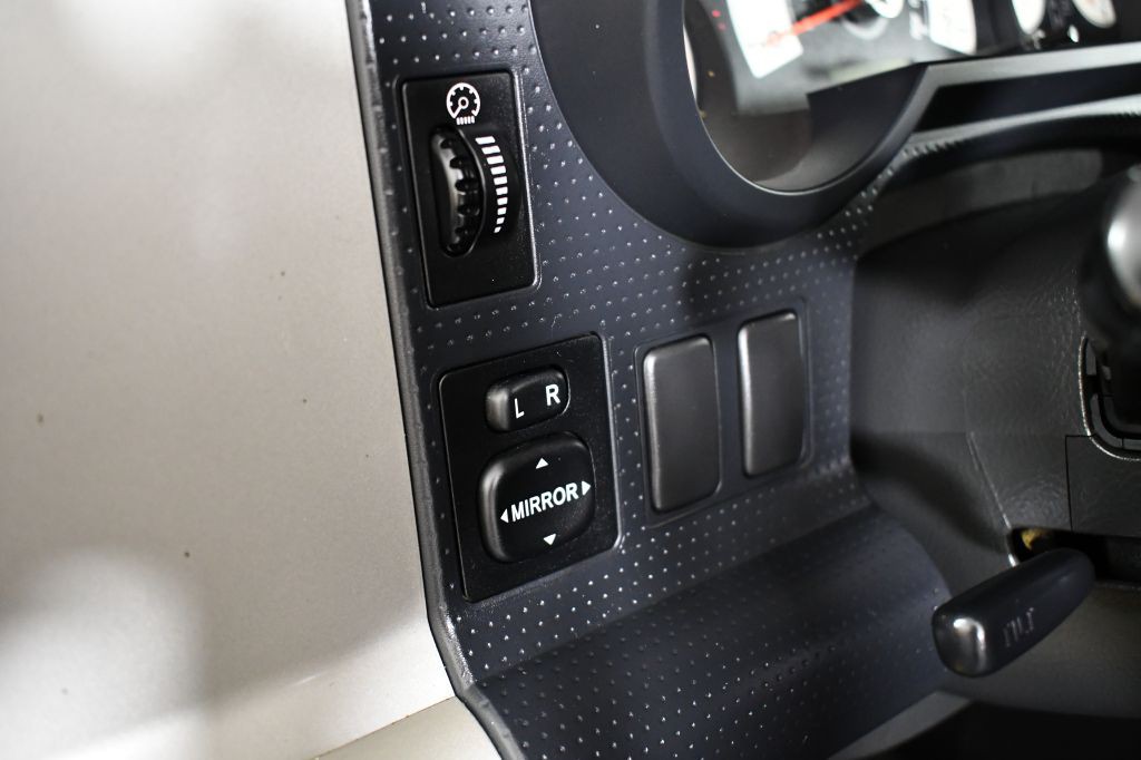 2007 Toyota FJ Cruiser Image 26