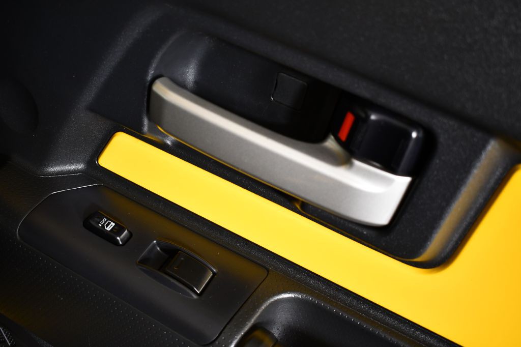 2007 Toyota FJ Cruiser Image 39