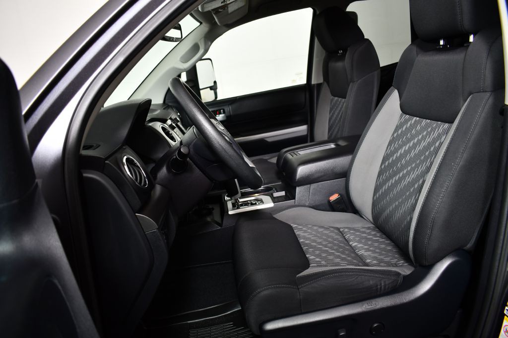 2018 Toyota Tundra Image 17