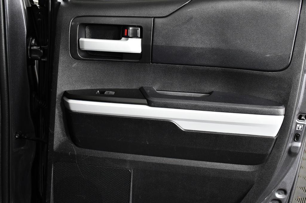 2018 Toyota Tundra Image 36